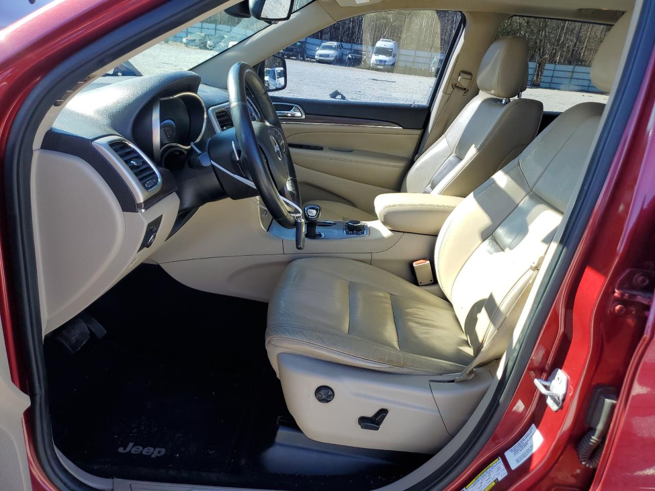 2014 Jeep Grand Cherokee - Image 7