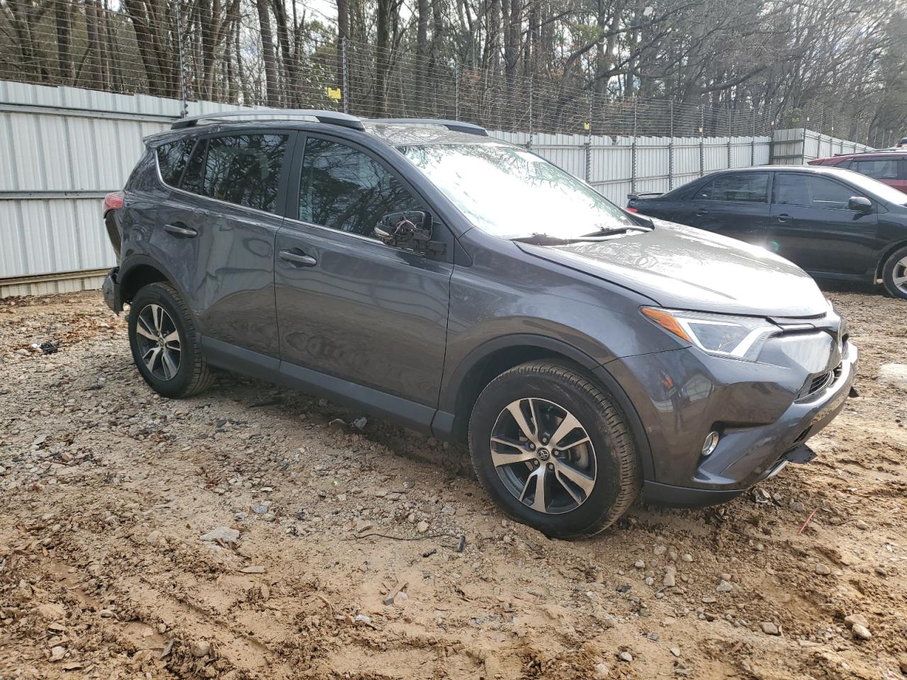 2018 Toyota RAV 4 - Image 4