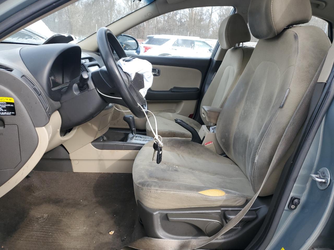 2010 Hyundai Elantra - Image 7