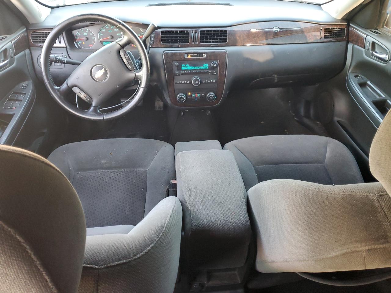2012 Chevrolet Impala - Image 8