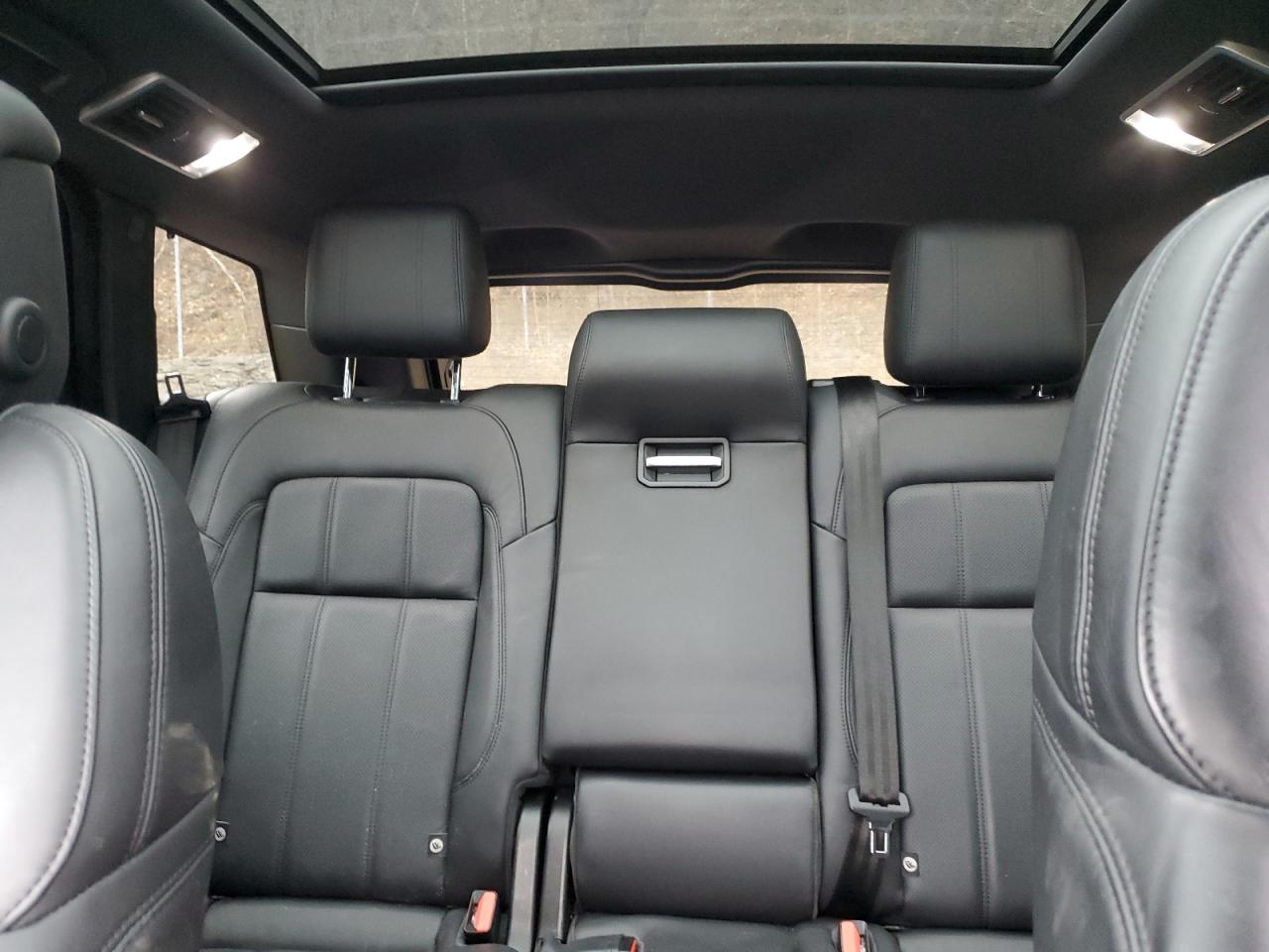 2020 Land Rover Range Rover - Image 10