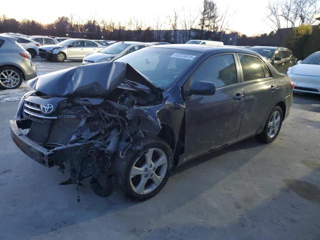 Седани TOYOTA COROLLA 2013 Синій