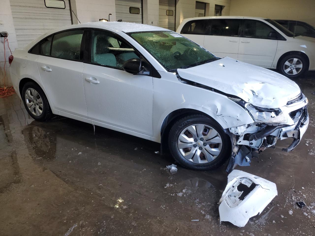 2015 Chevrolet Cruze - Image 4