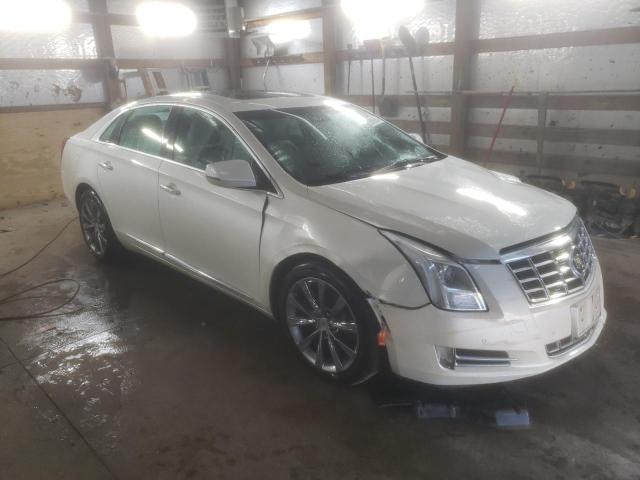  CADILLAC XTS 2013 Kremowy