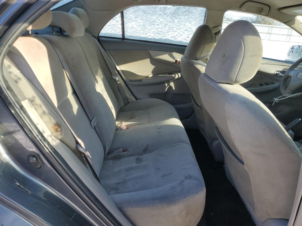 2010 Toyota Corolla - Image 10