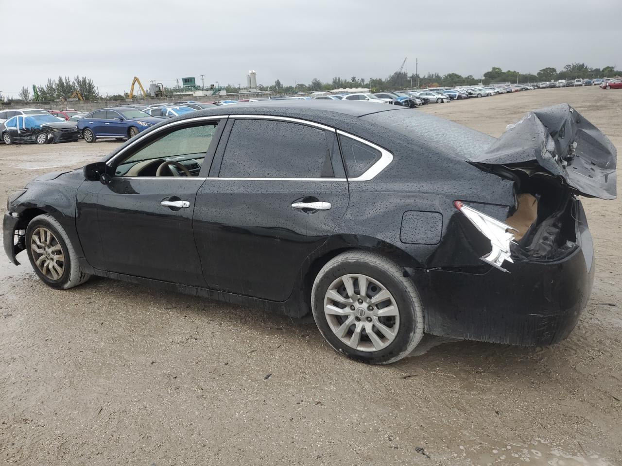 2014 Nissan Altima - Image 2
