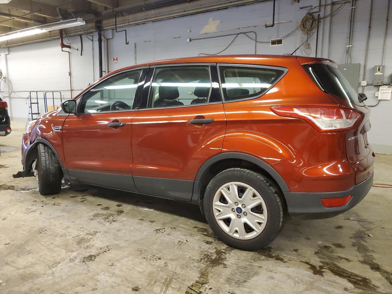 2014 Ford Escape - Image 2