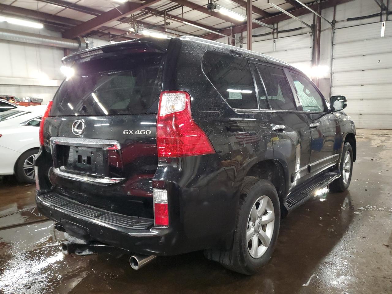 2011 Lexus GX - Image 3