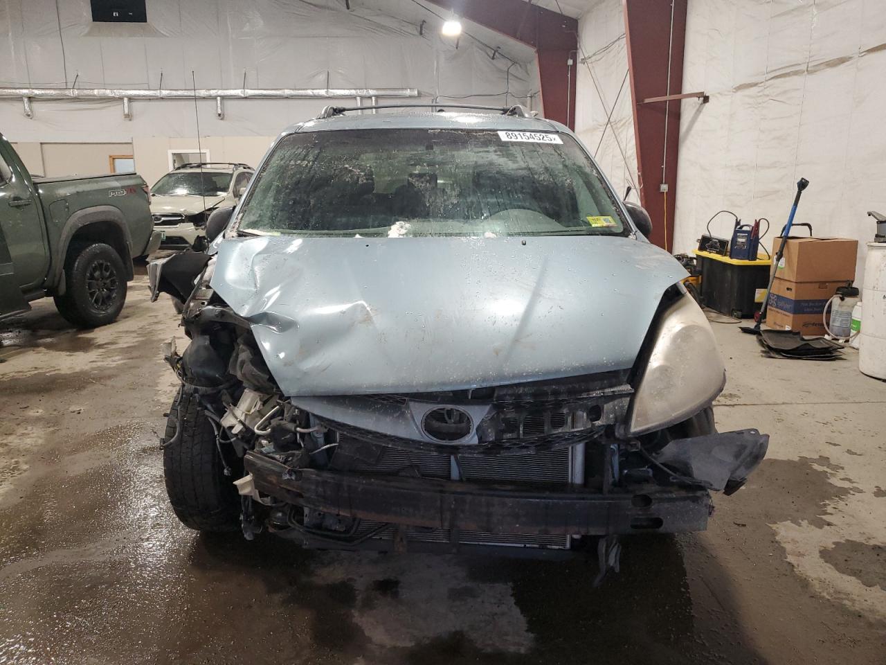 2008 Toyota Sienna - Image 5