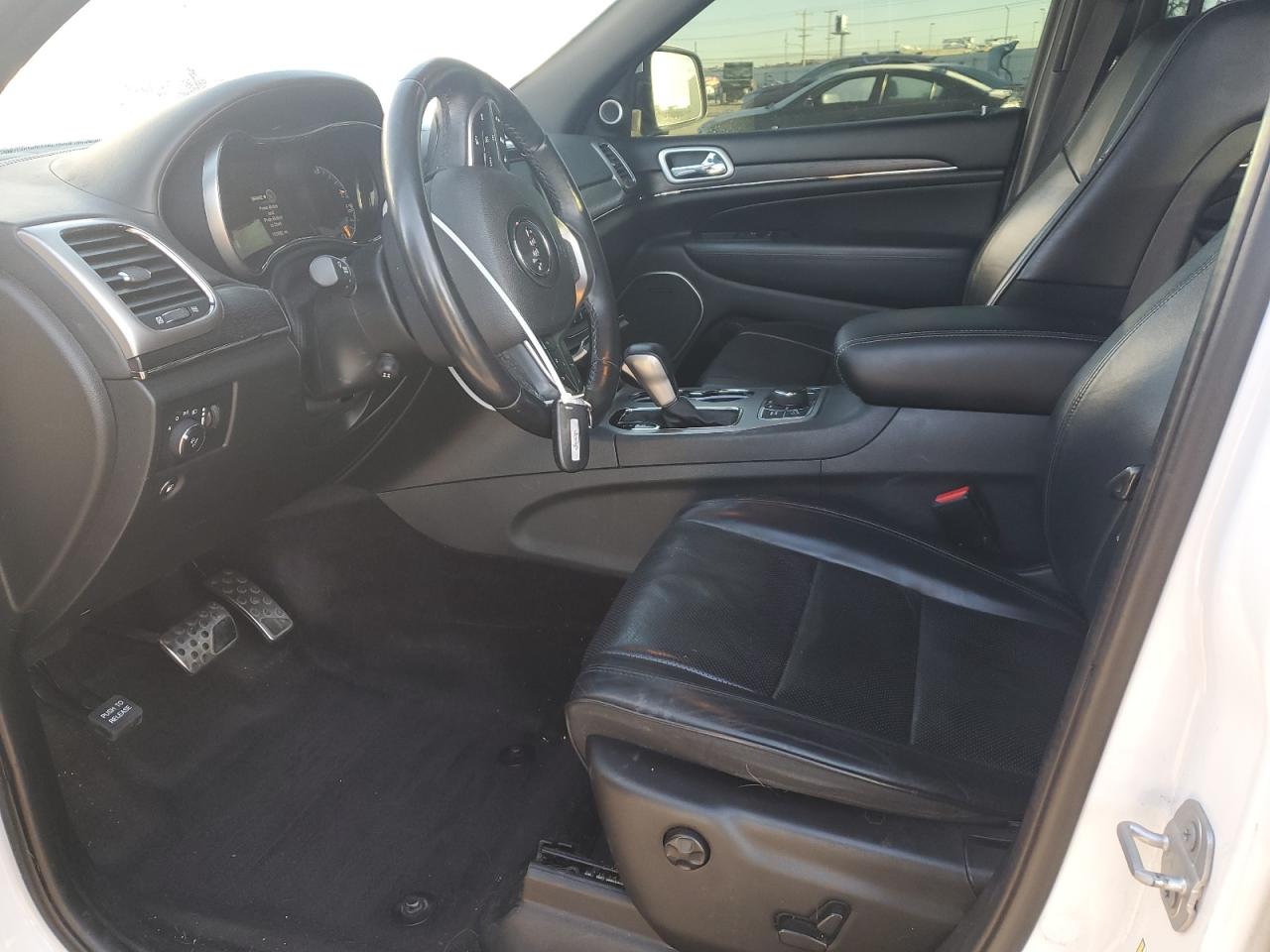2018 Jeep Grand Cherokee - Image 7