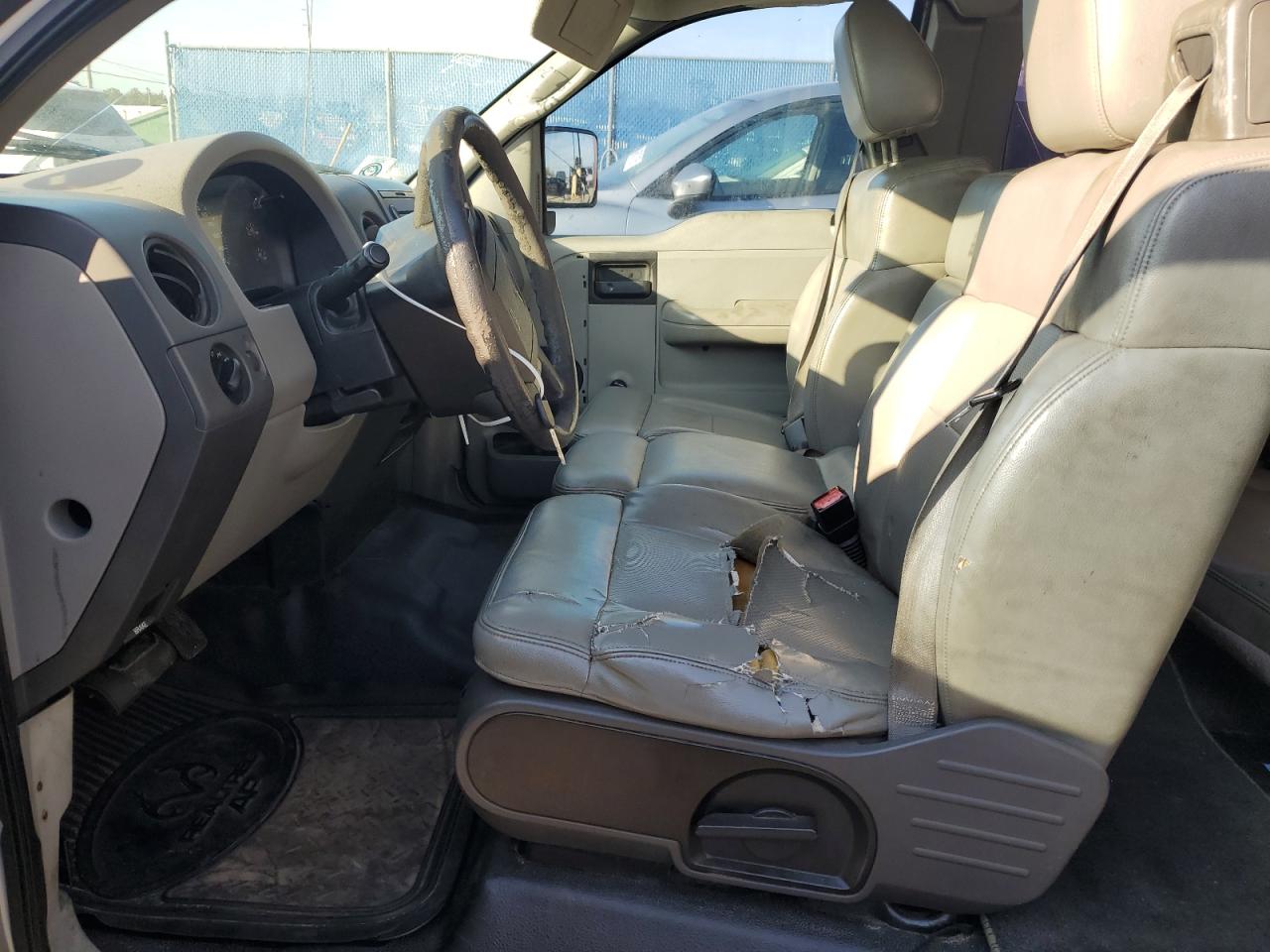 2004 Ford F-150 - Image 7