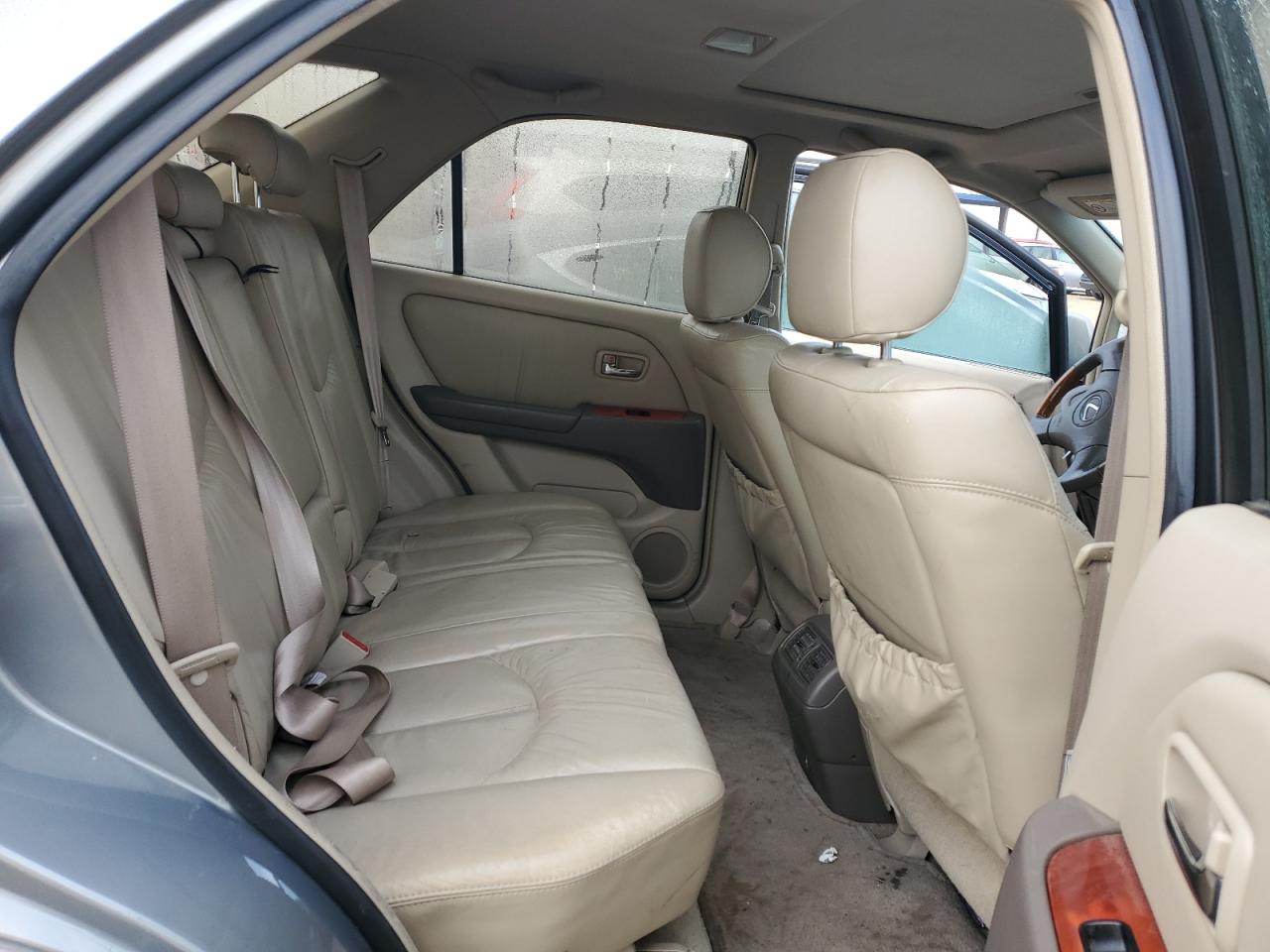 2002 Lexus RX - Image 11