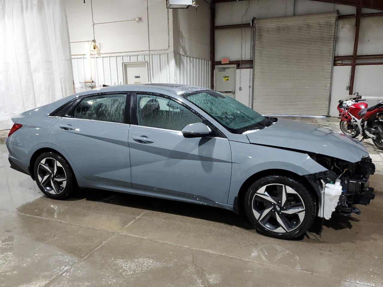 2023 Hyundai Elantra - Image 4
