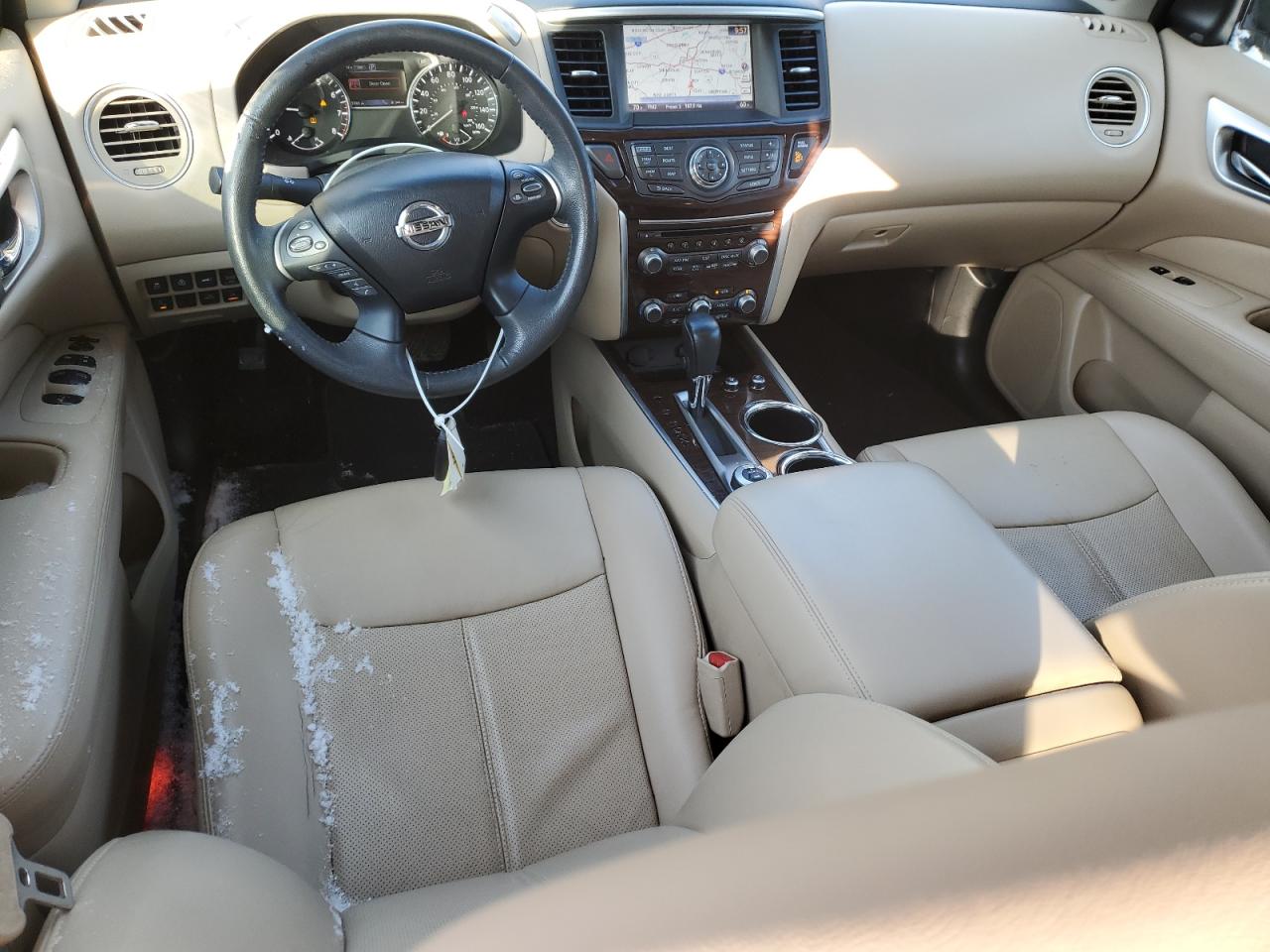 2016 Nissan Pathfinder - Image 8