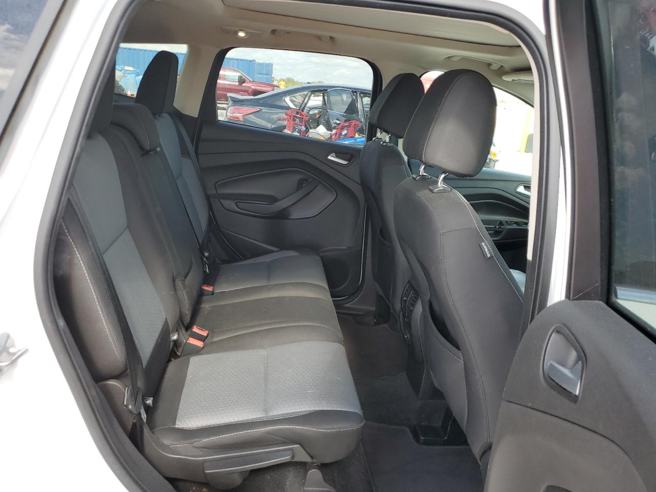 2017 Ford Escape - Image 11