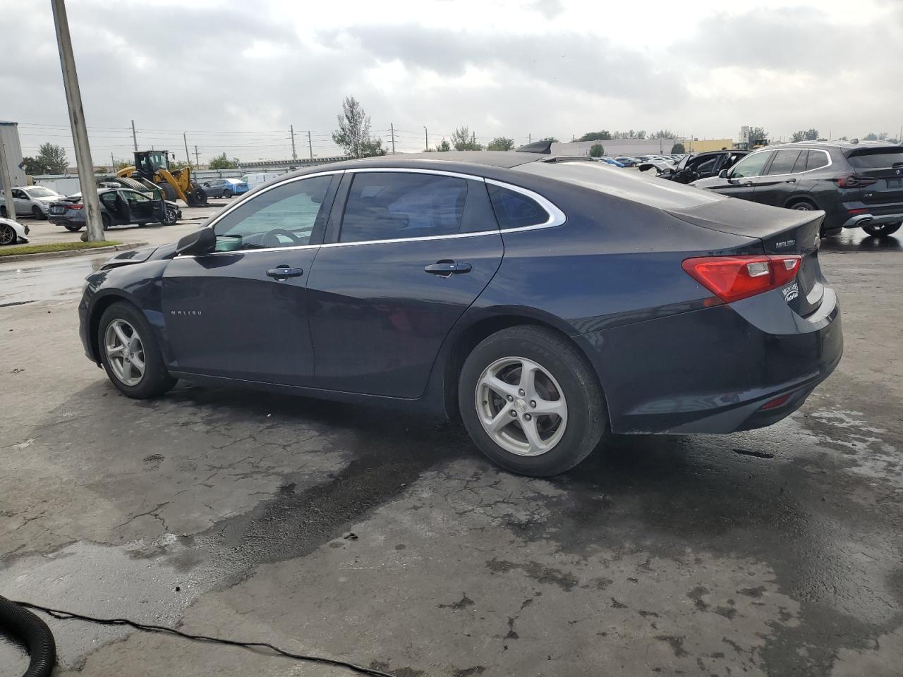 2017 Chevrolet Malibu - Image 2