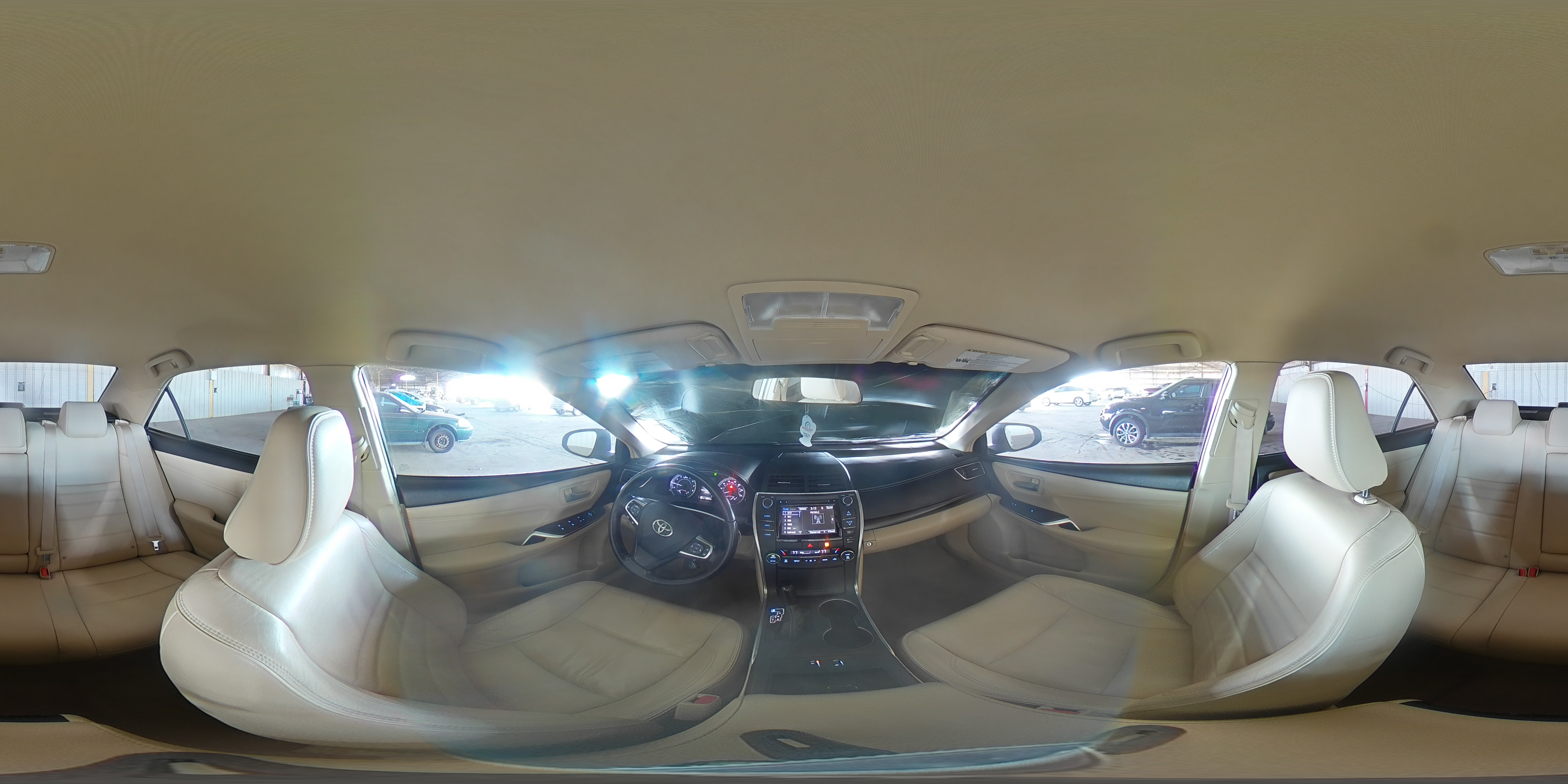 2016 Toyota Camry - Image 13