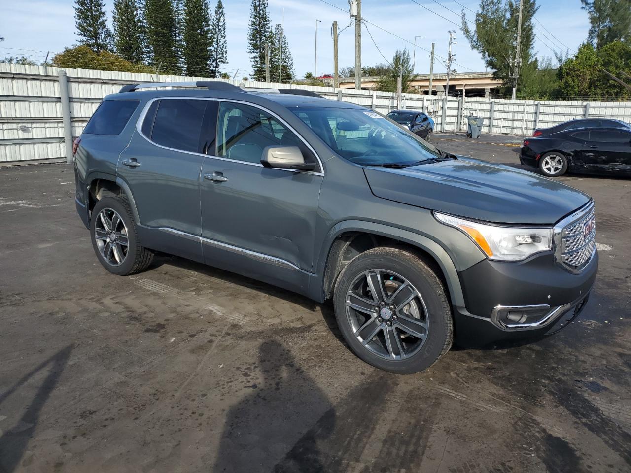 VIN 1GKKNXLS8HZ206811 2017 GMC ACADIA DEN no.4