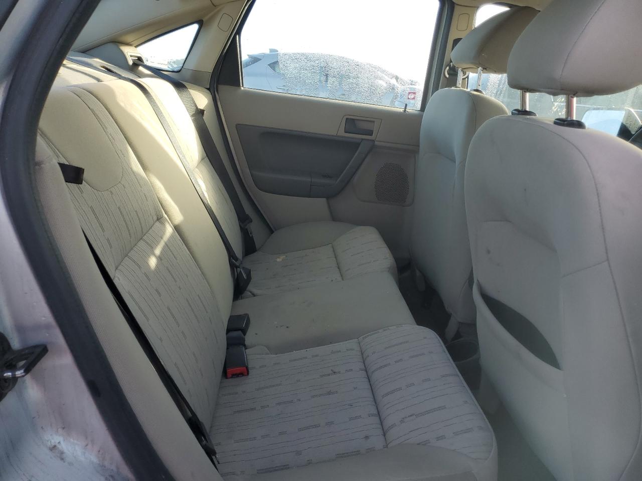 2008 Ford Focus - Image 10