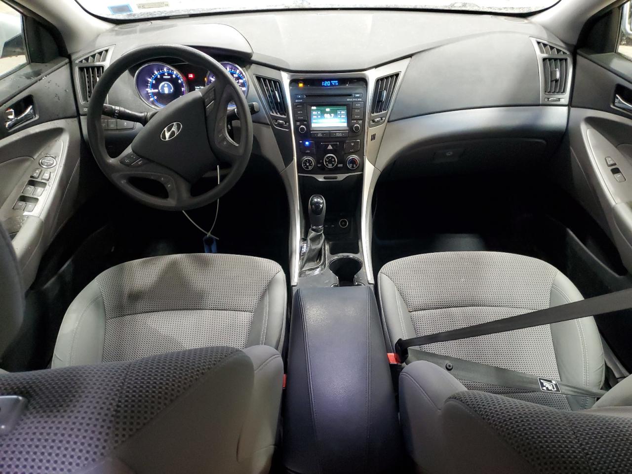 2014 Hyundai Sonata - Image 8