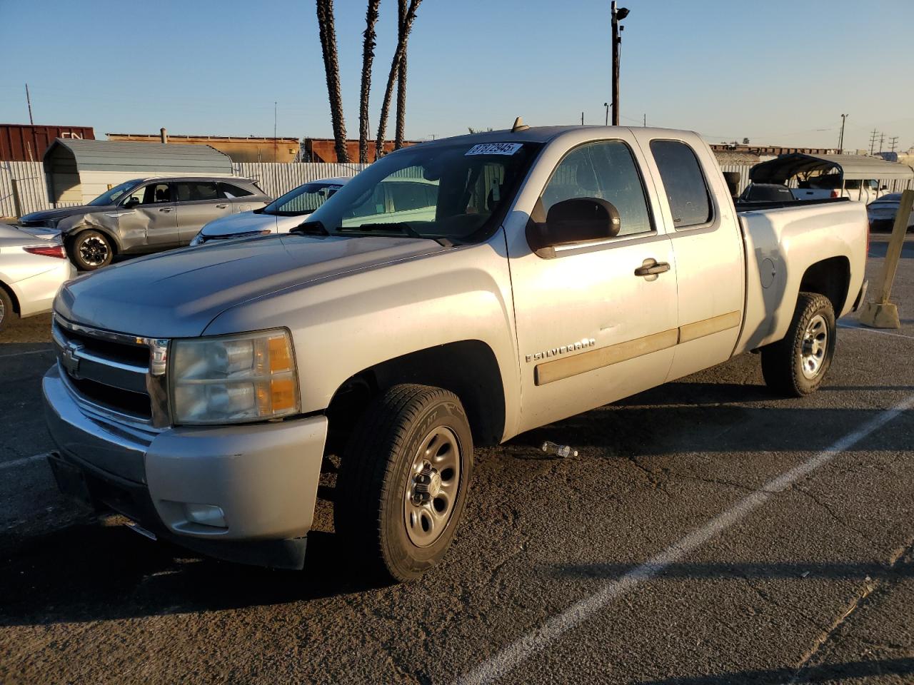 2007 Chevrolet Silverado - Image 1