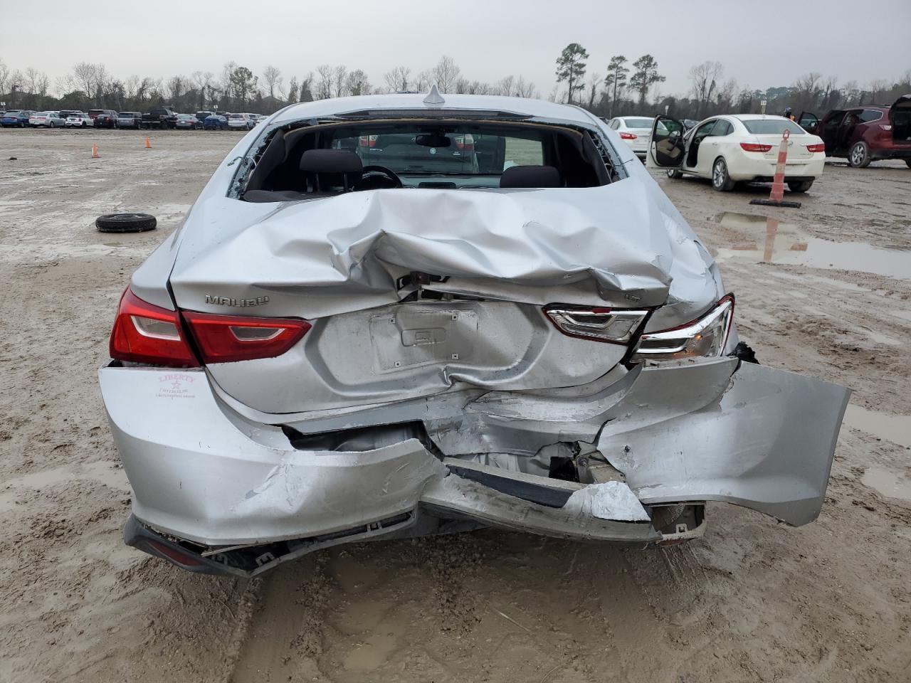 2018 Chevrolet Malibu - Image 6