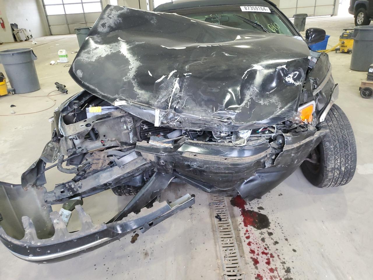 1999 Lincoln Town Car Signature VIN: 1LNFM82W9XY600361 Lot: 87359164