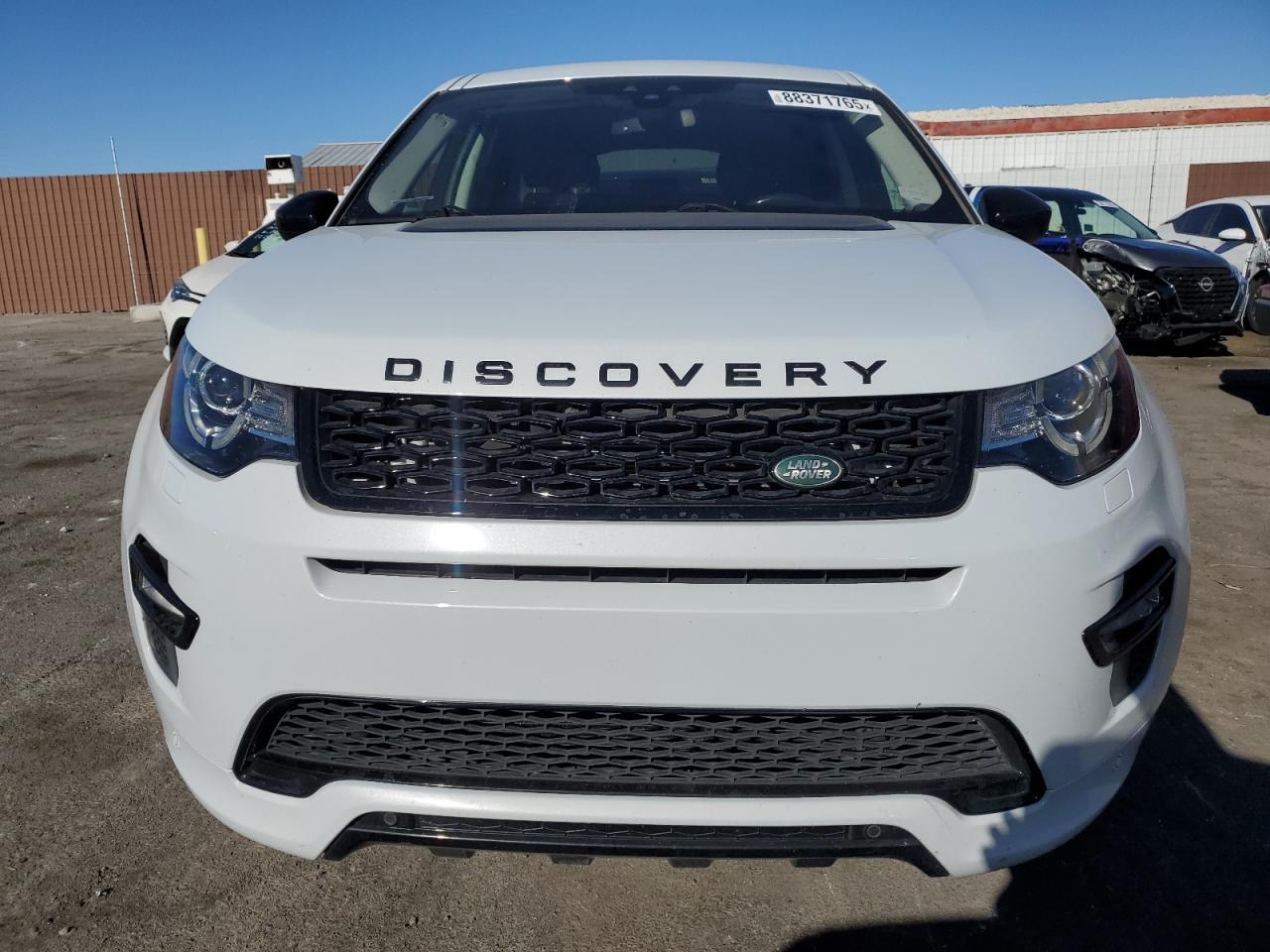 2018 Land Rover Discovery - Image 5
