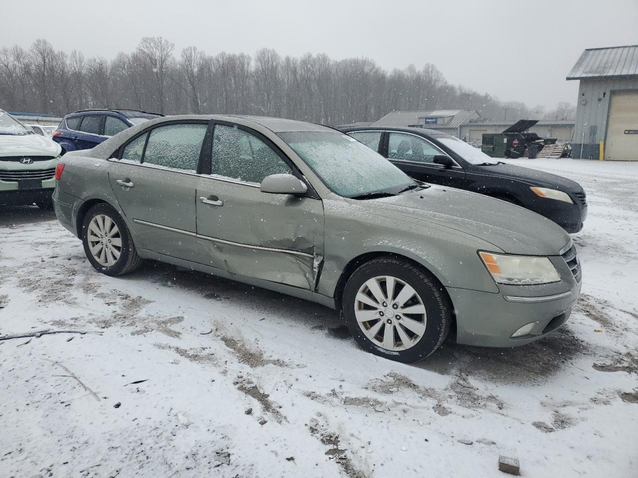 2009 Hyundai Sonata - Image 4