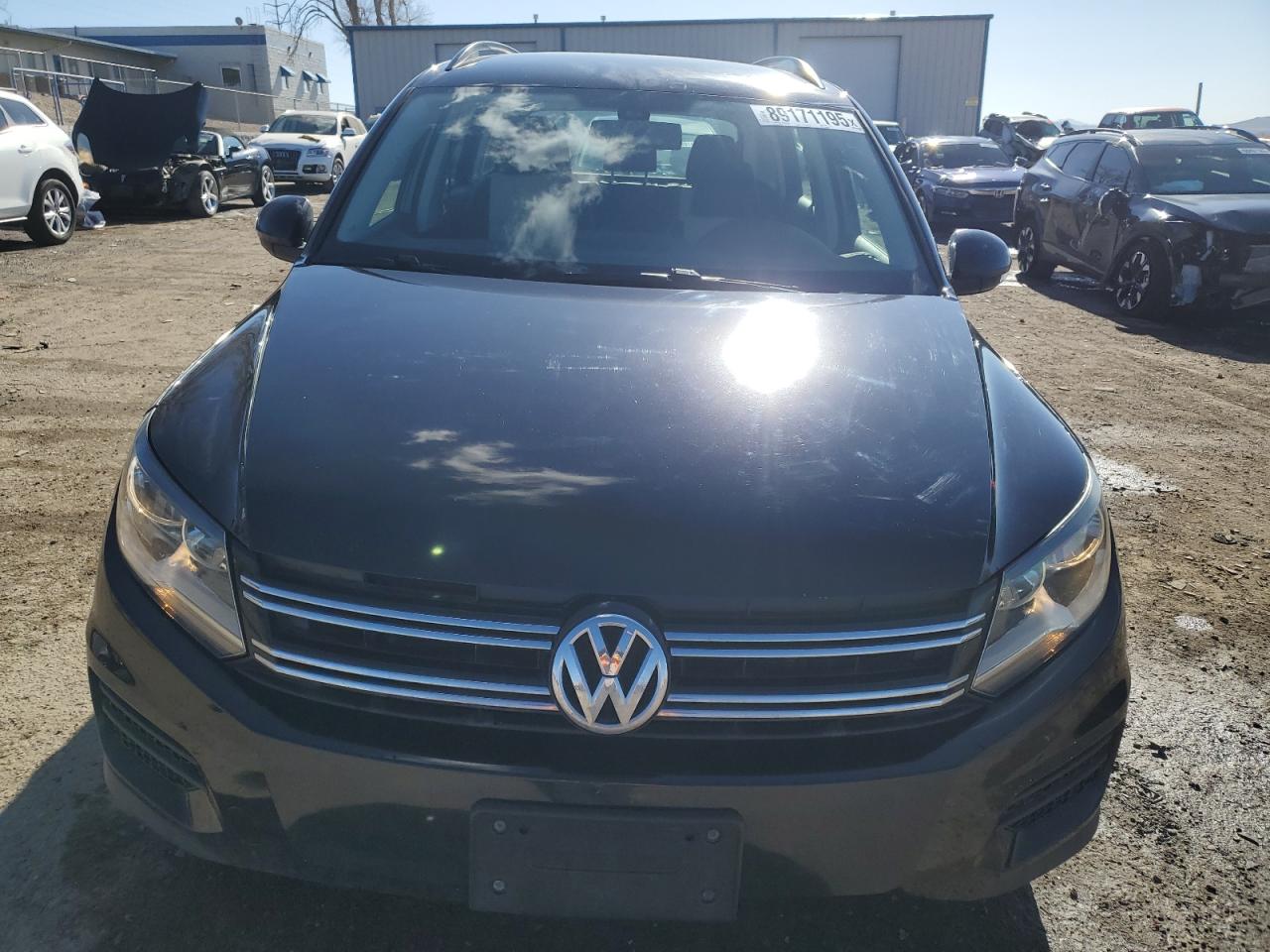 2016 Volkswagen Tiguan - Image 5
