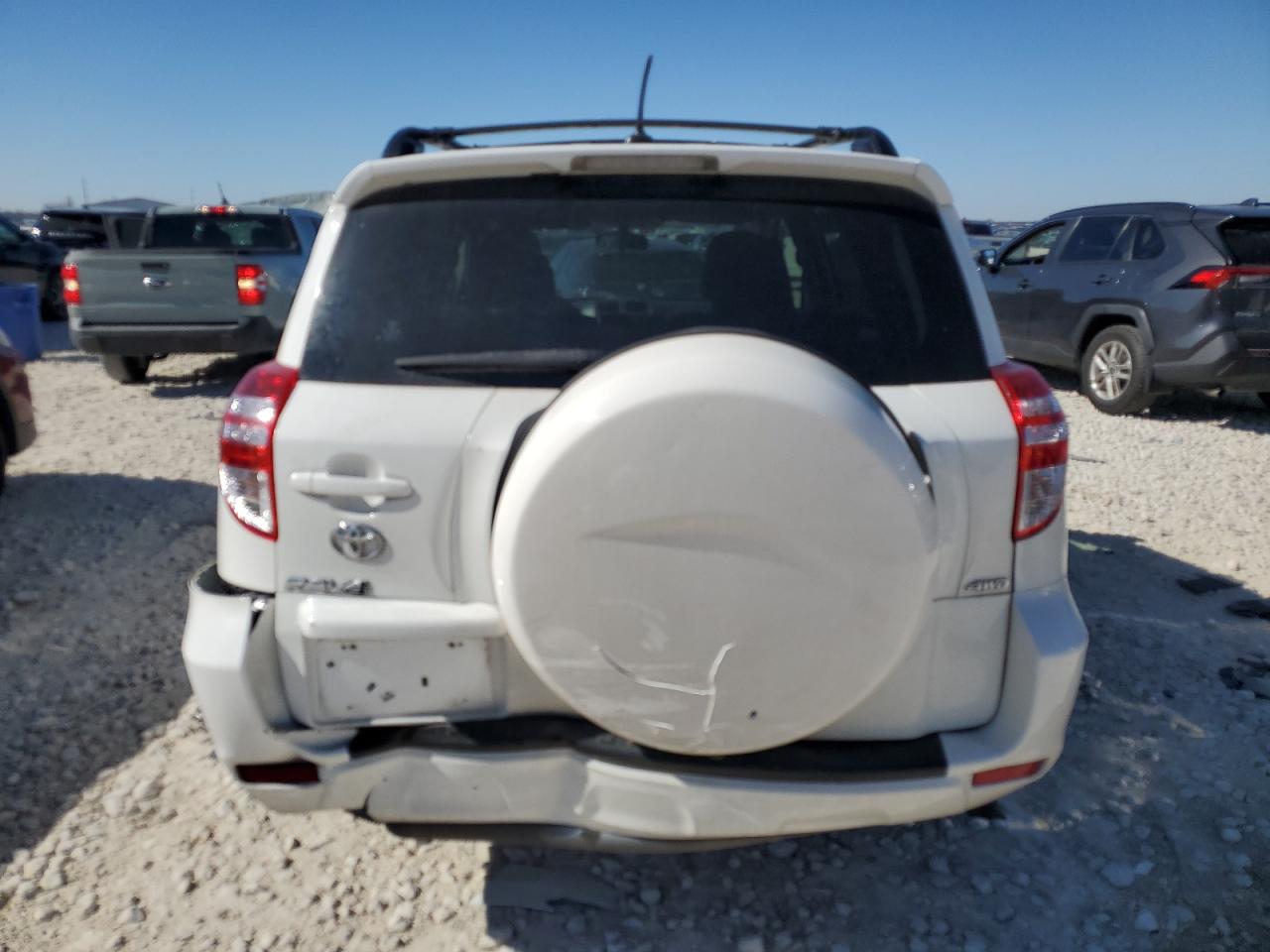 2012 Toyota RAV 4 - Image 6