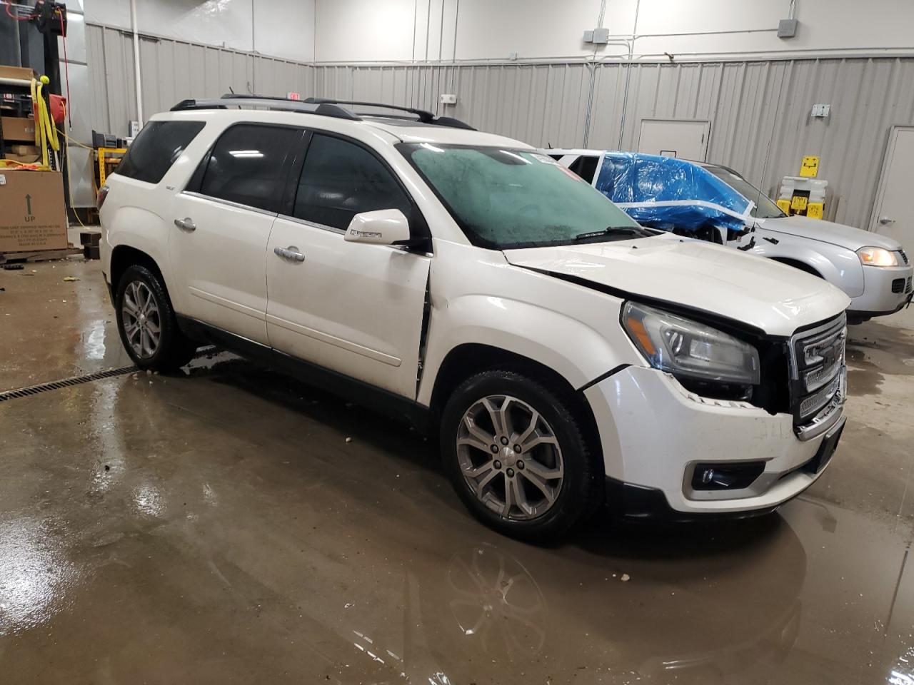2013 GMC Acadia - Image 4