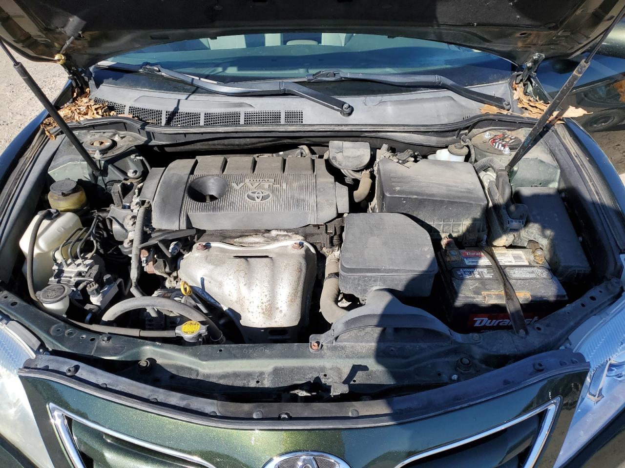 2010 Toyota Camry - Image 12