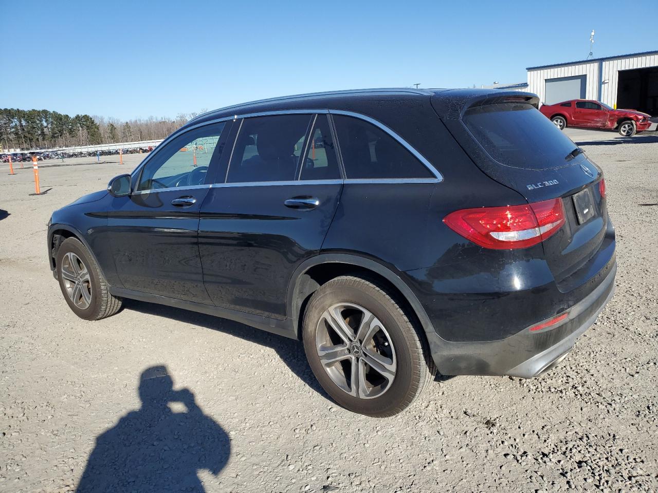 2017 Mercedes-Benz GLC - Image 2