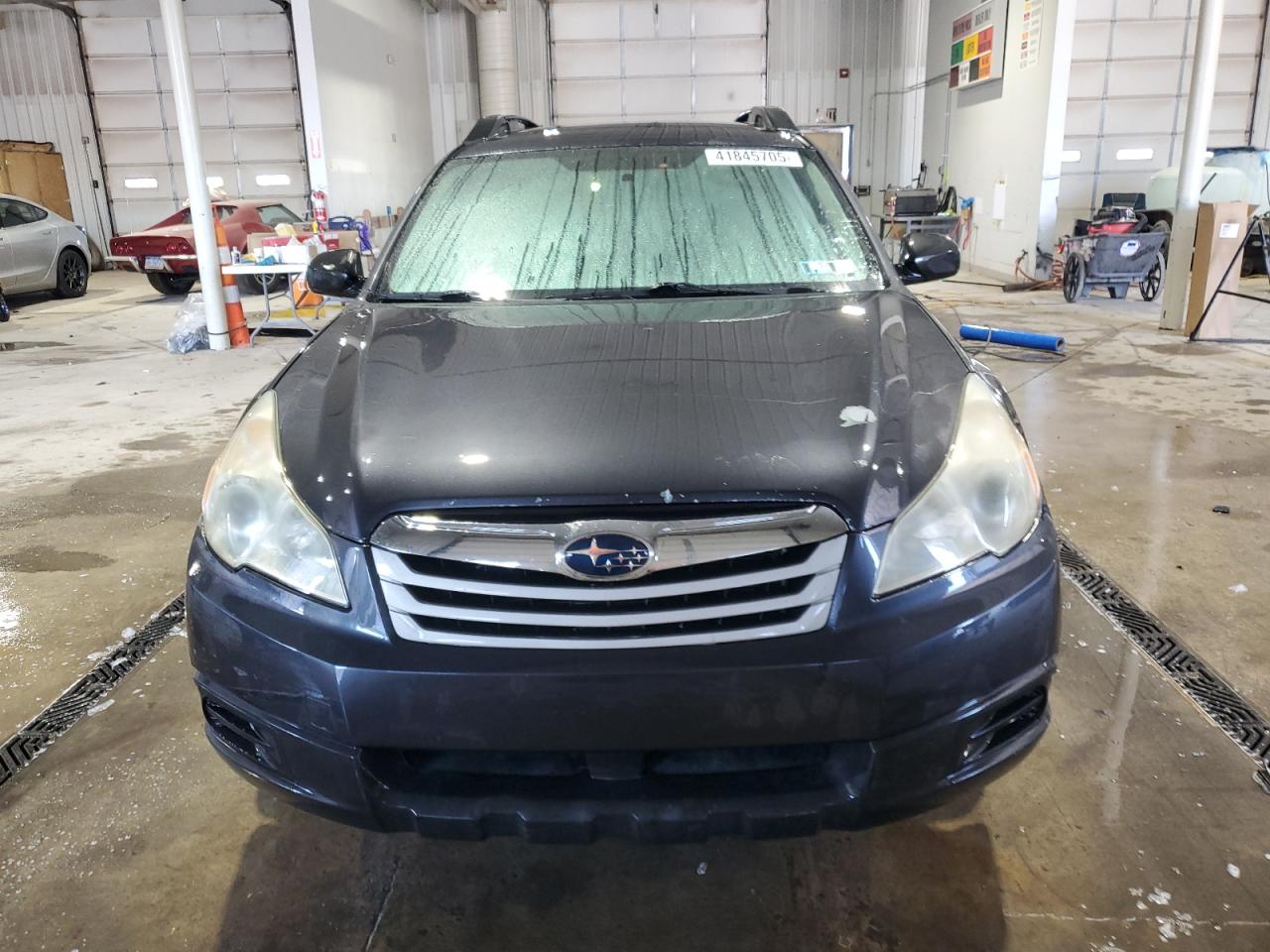 2011 Subaru Outback - Image 5