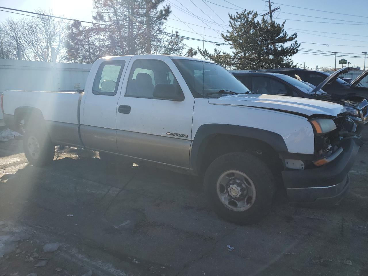 2004 Chevrolet Silverado - Image 4