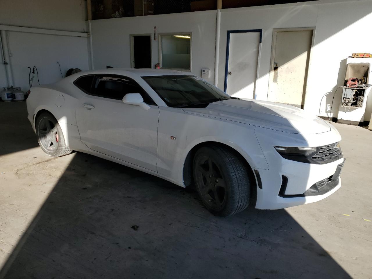 2020 Chevrolet Camaro - Image 4