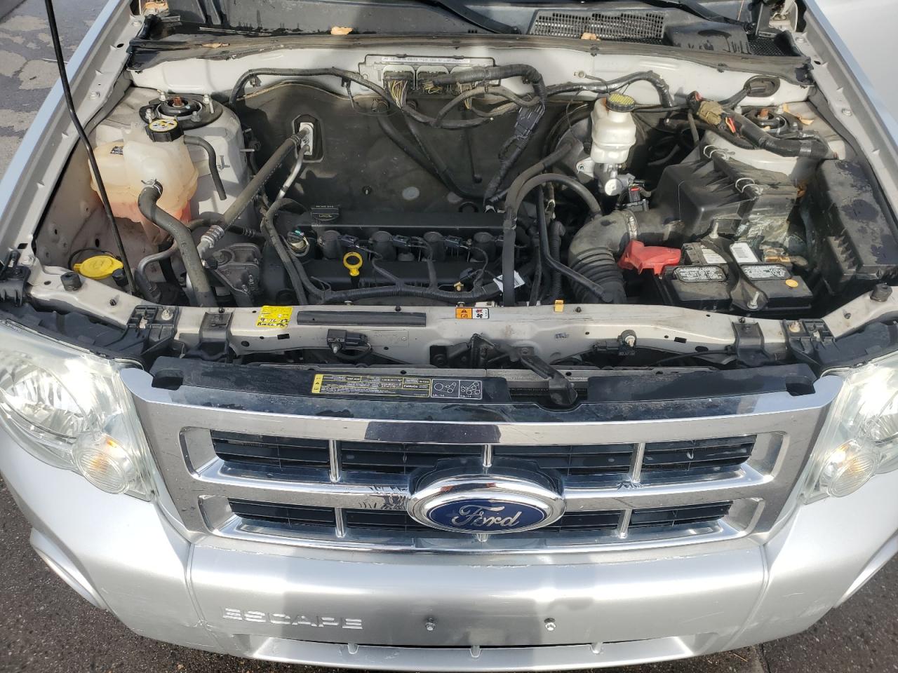 2012 Ford Escape - Image 12