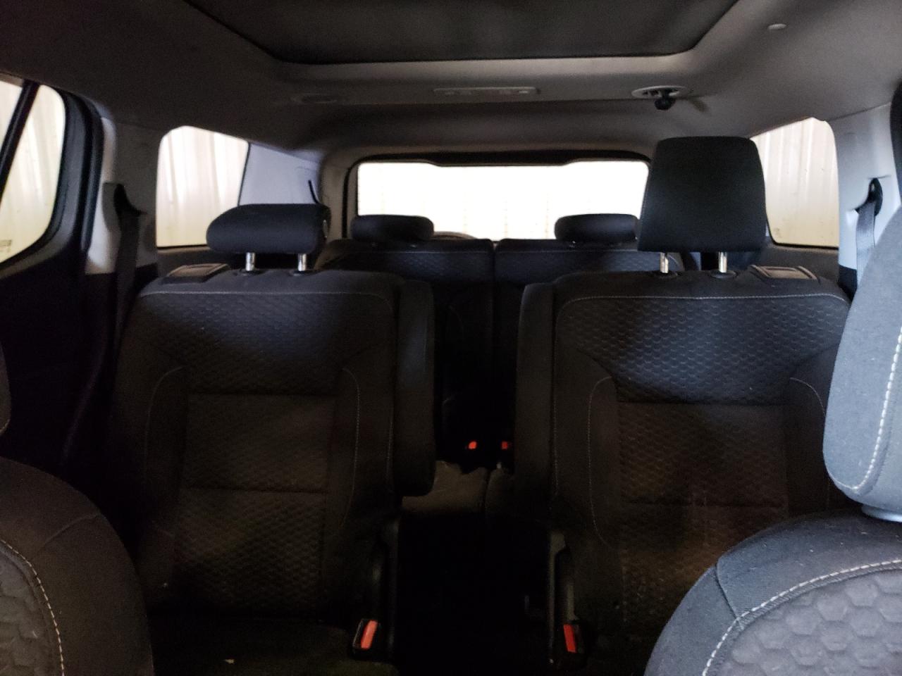 2017 GMC Acadia - Image 10