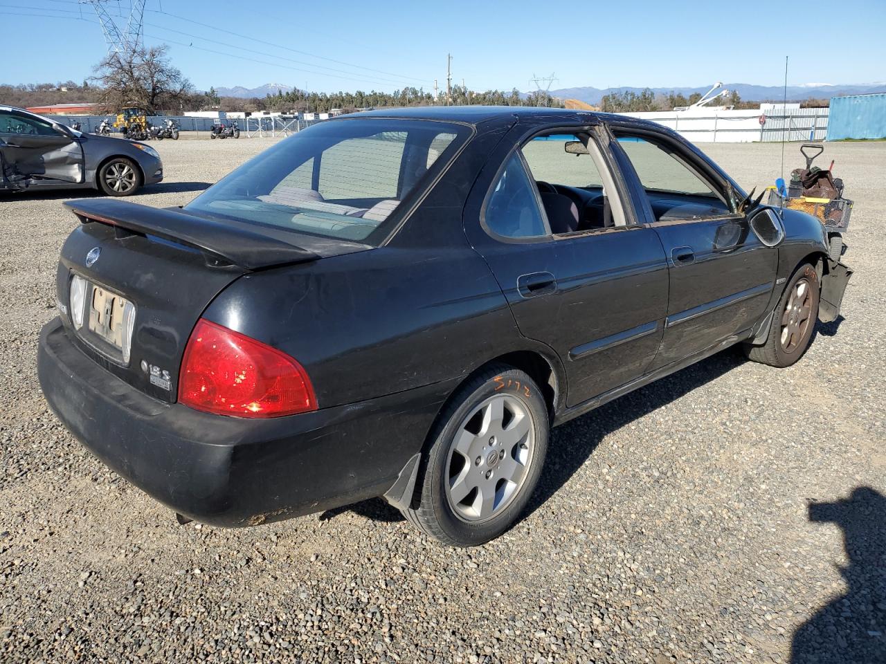 2006 Nissan Sentra - Image 3