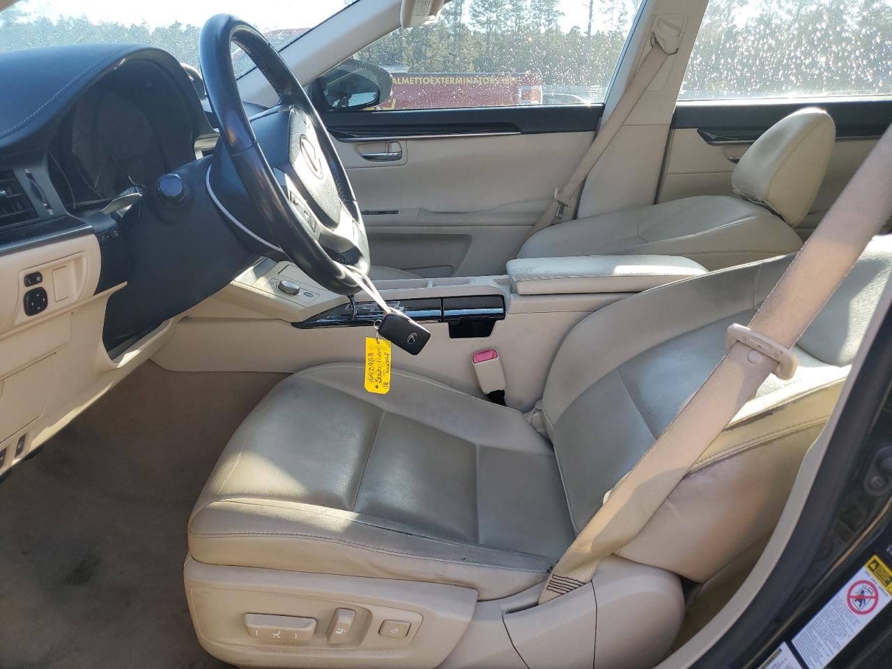 2014 Lexus ES - Image 7