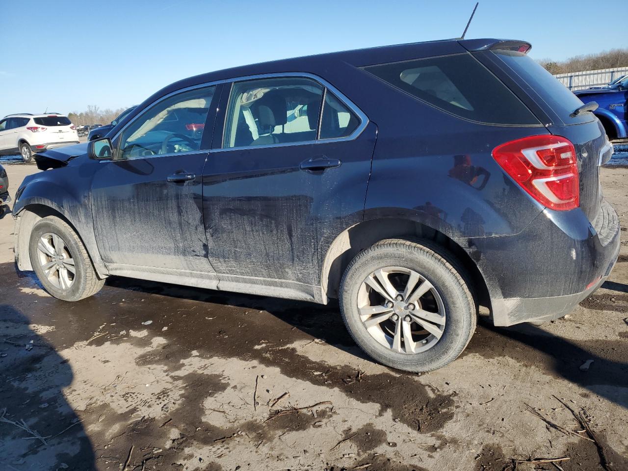 2016 Chevrolet Equinox - Image 2
