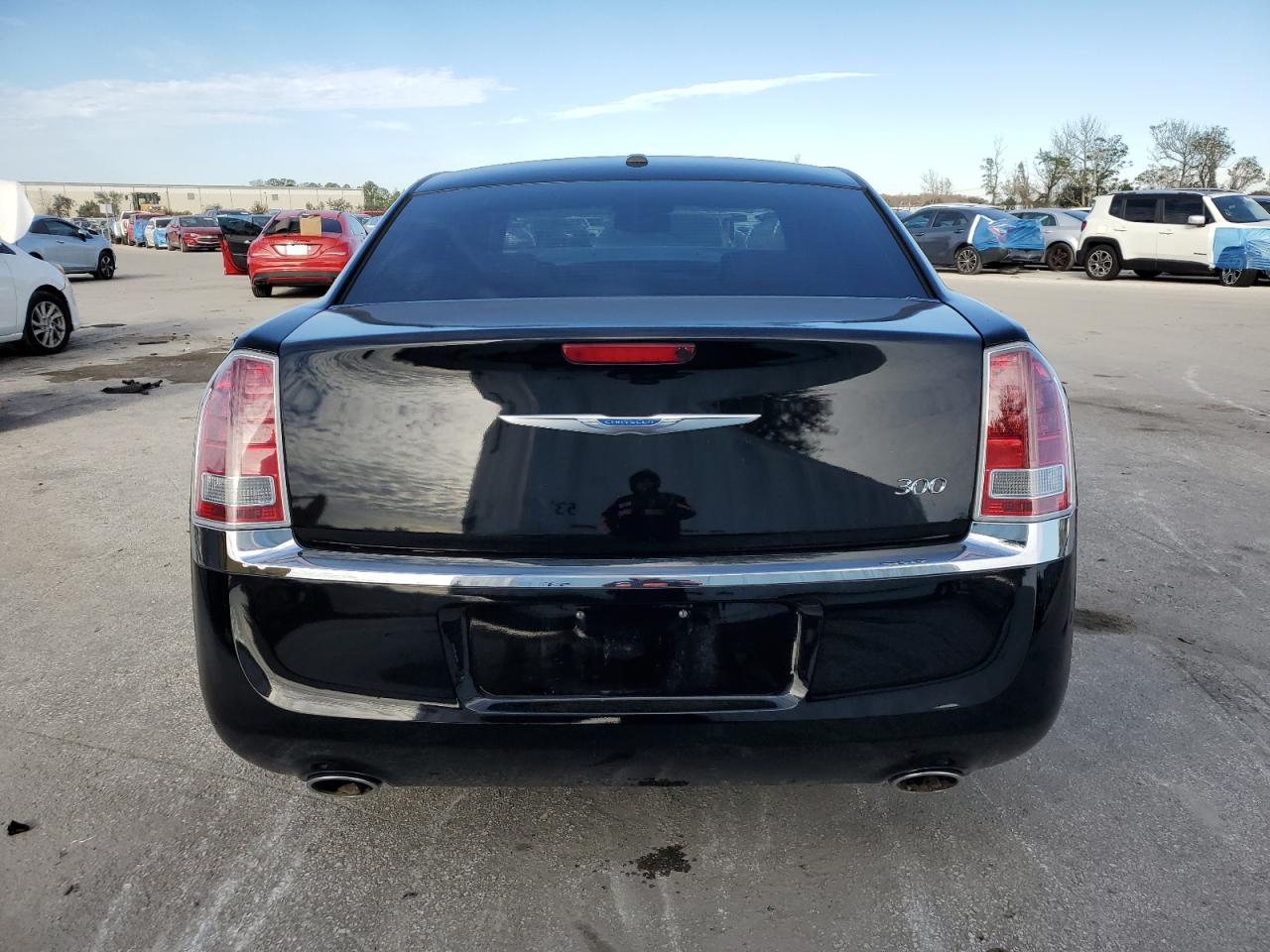 VIN 2C3CCAAG6EH200622 2014 CHRYSLER 300 no.6