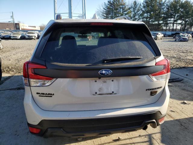  SUBARU FORESTER 2023 Білий