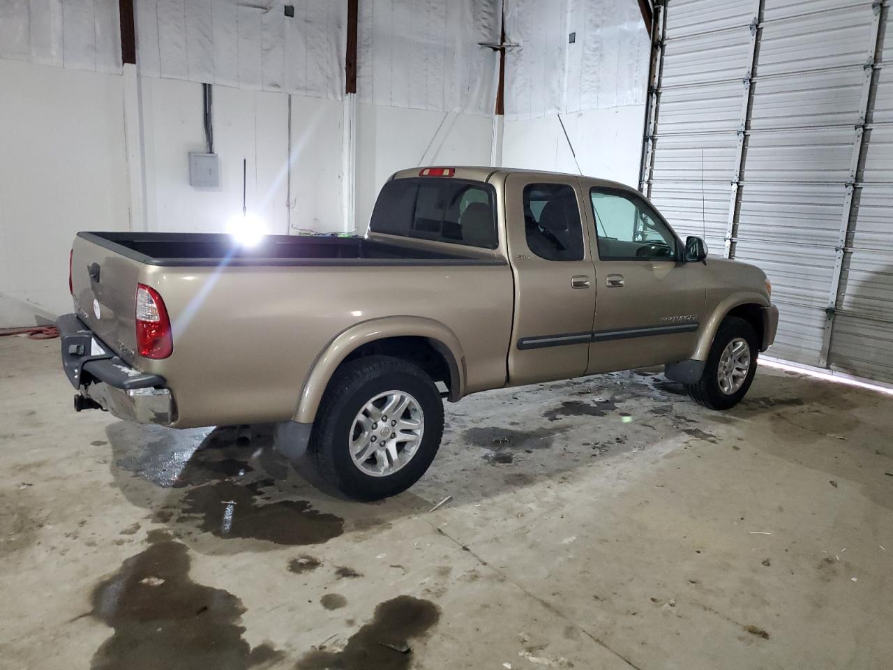 2005 Toyota Tundra - Image 3