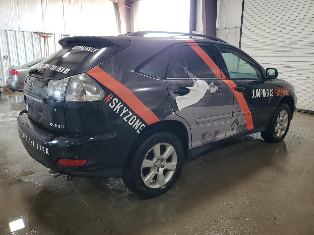 2004 Lexus RX - Image 3