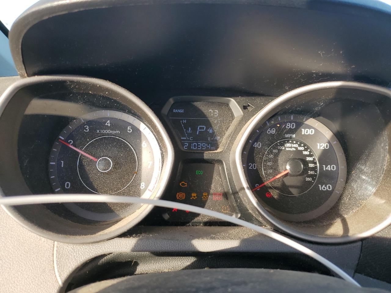 2014 Hyundai Elantra - Image 9