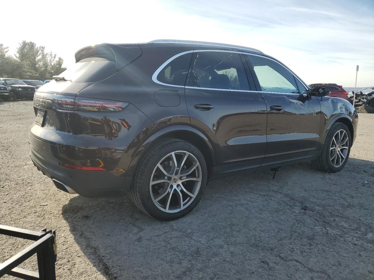 VIN WP1AA2AY4KDA10686 2019 PORSCHE CAYENNE no.3