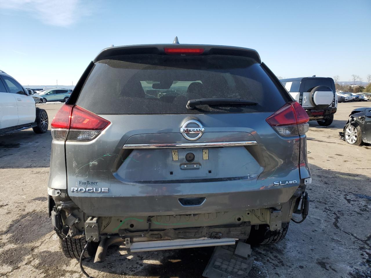 2020 Nissan Rogue - Image 6