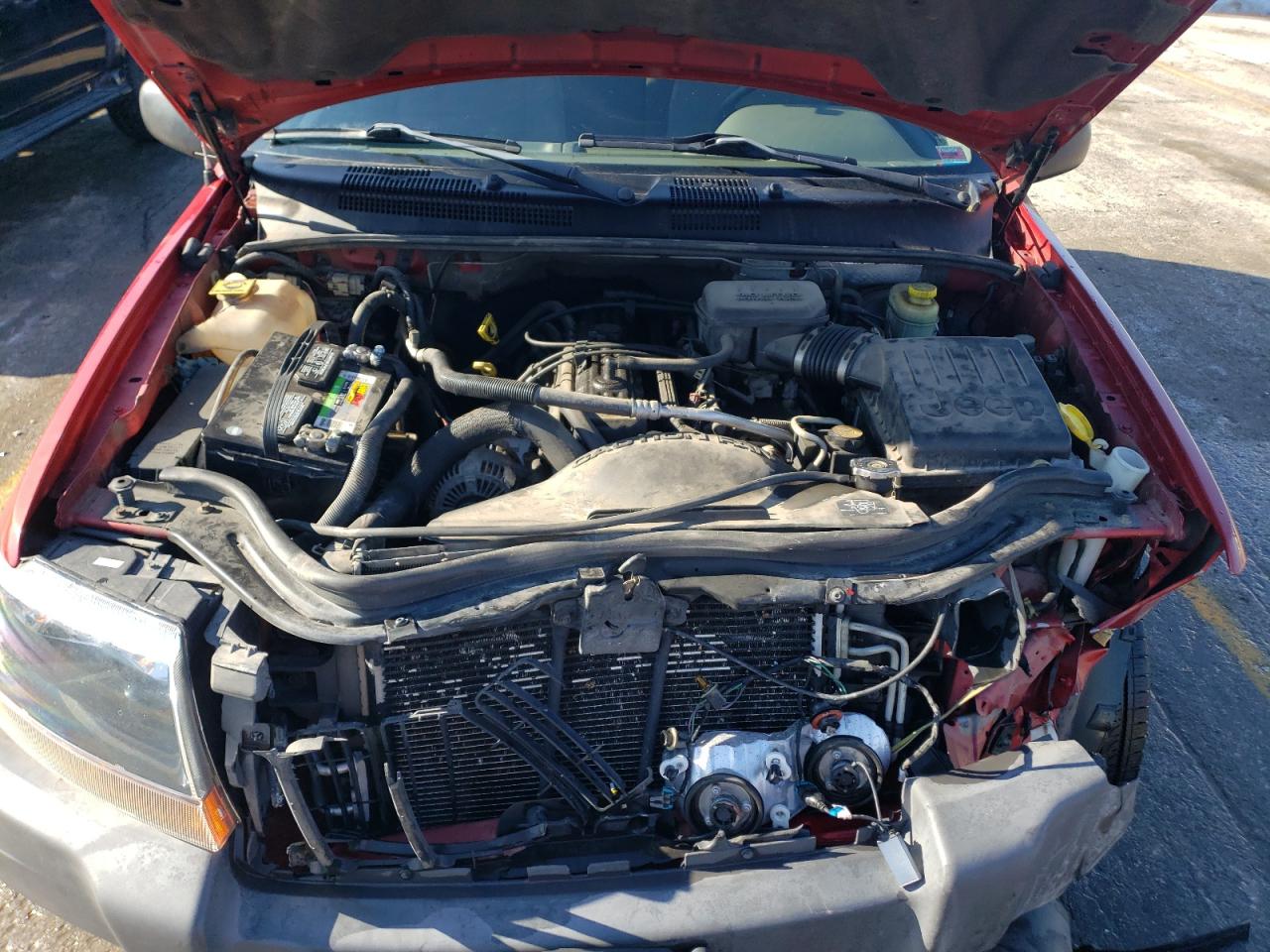 2004 Jeep Grand Cherokee - Image 12